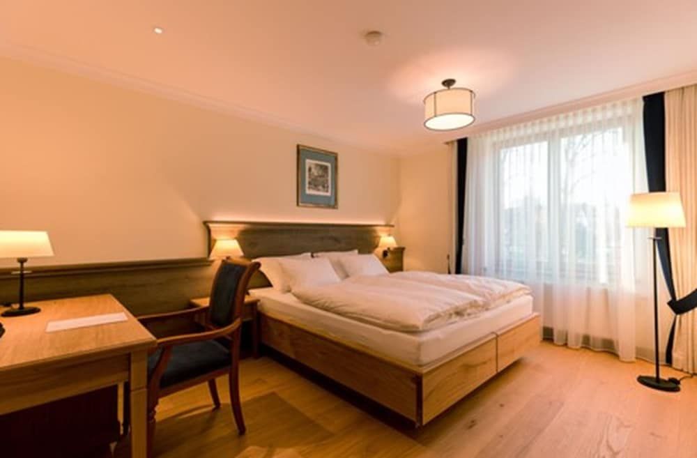 undefined Hotel & Gaststätte zum Erdinger Weißbräu 3