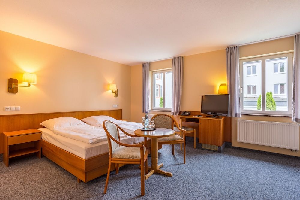 Classic Double Room