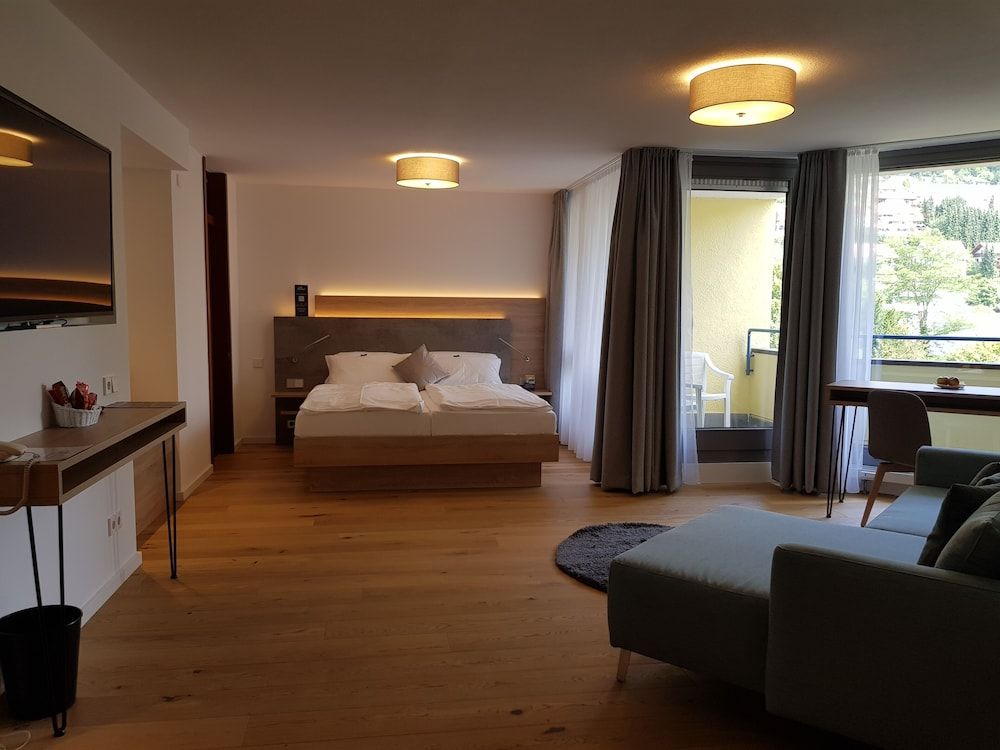 Biosphärenhotel Graf Eberhard Junior suite with balcony