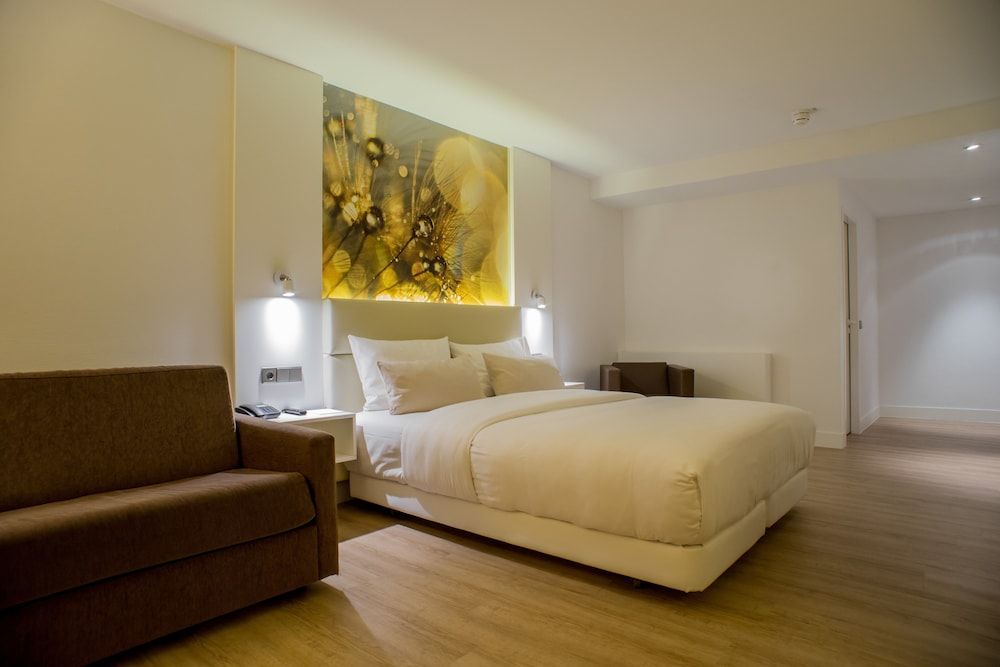 Superior Double Room, Balcony, City View