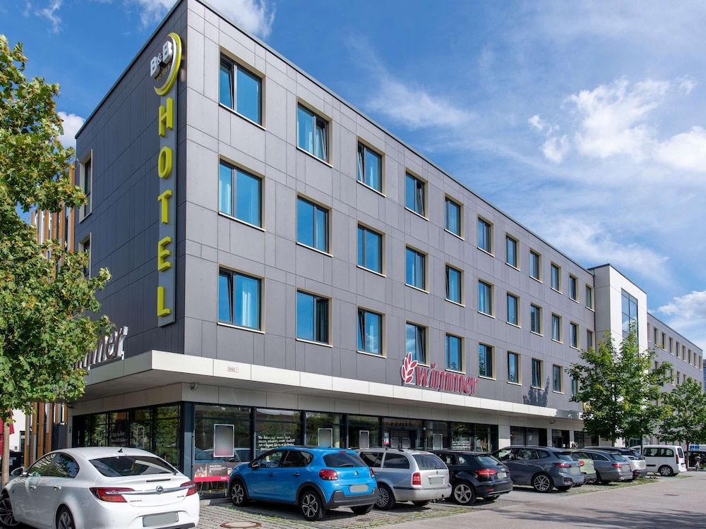 undefined B&B Hotel München-Olympiapark 4