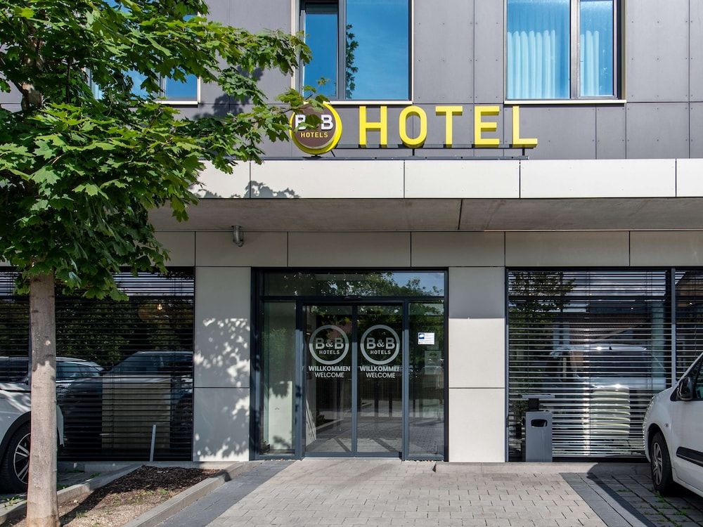 undefined B&B Hotel München-Olympiapark 3