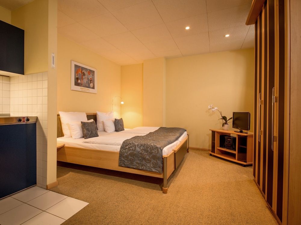 Aparthotel Villa Freisleben Comfort Double Room, Kitchenette 3