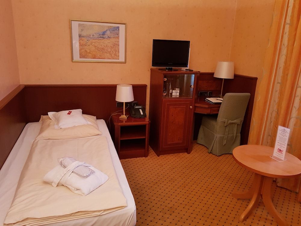 Hotel Villa Heine Economy Single Room