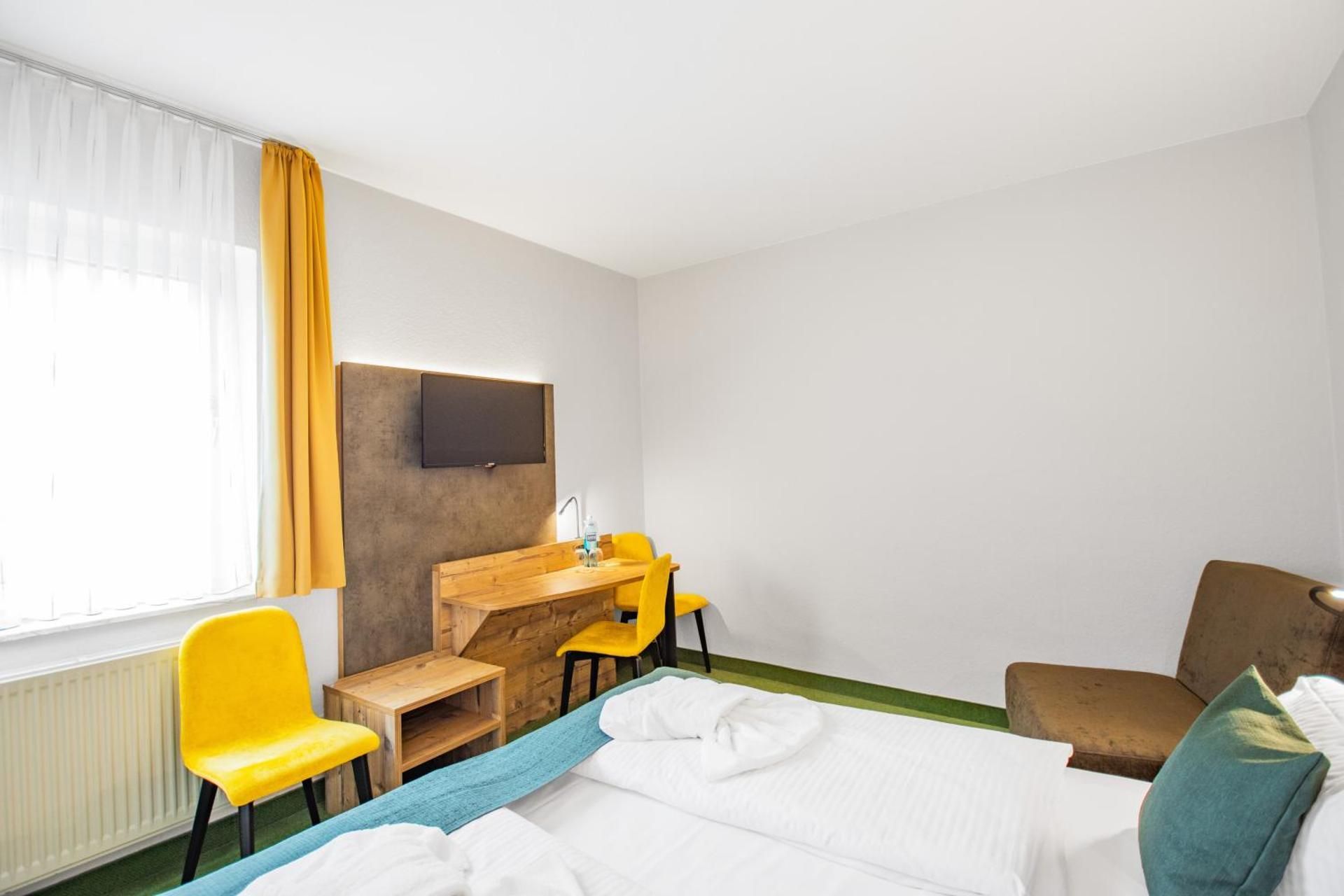 Triple Room
