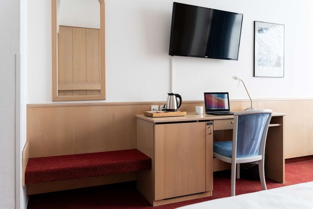 Best Western Hotel Heide Superior Room, 1 Double Bed with Sofa bed (Converts to 2 Twin Beds;with Sofabed) 9