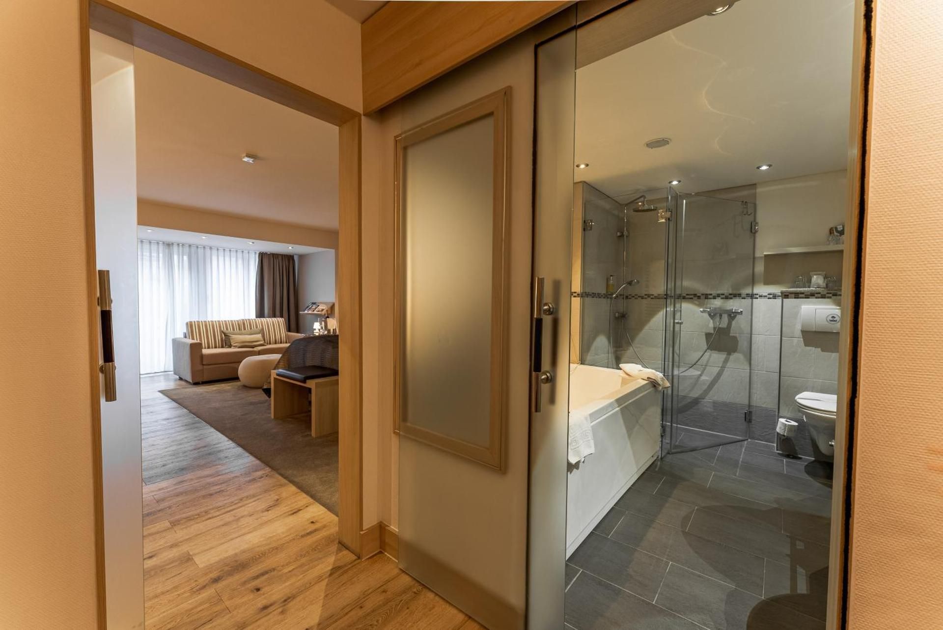 Deluxe Suite