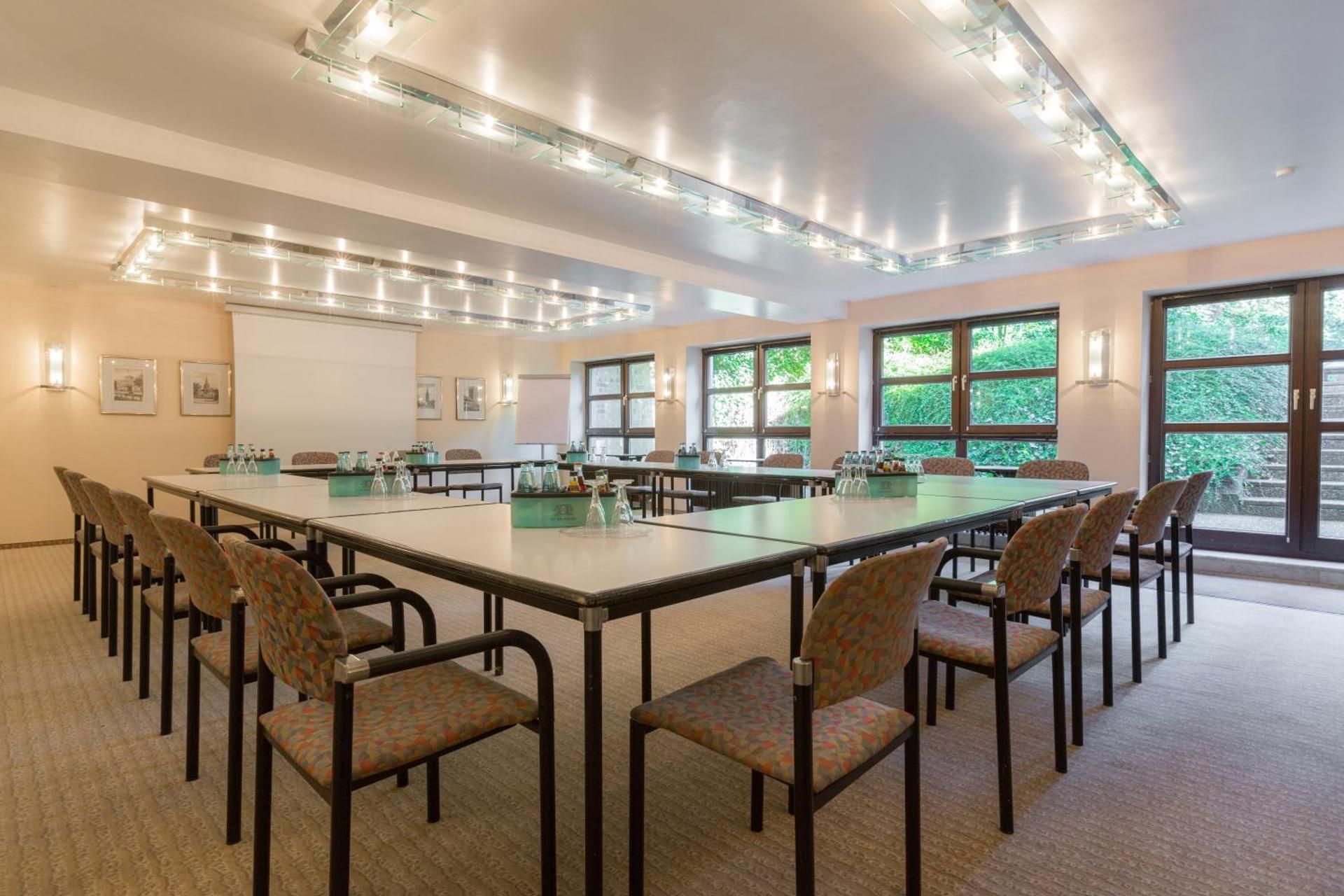 undefined Hotel Engel 6