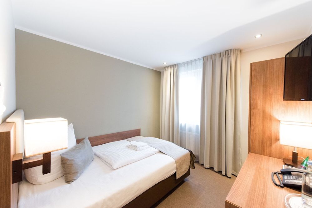 undefined Hotel ARENA am Zoo 6