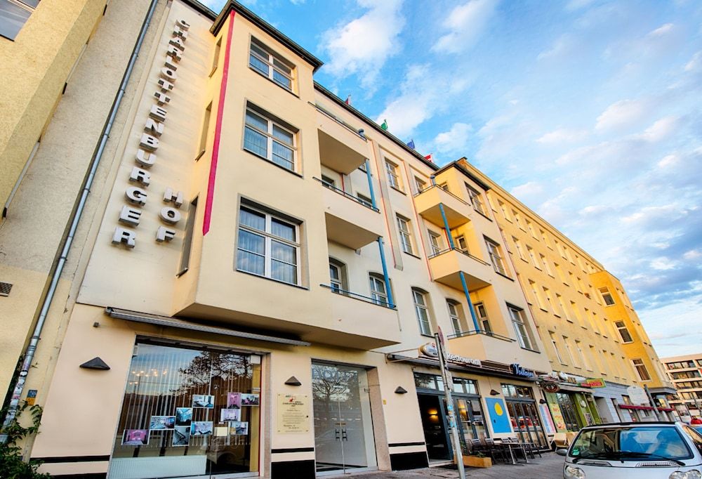 undefined Art Hotel Charlottenburger Hof 2