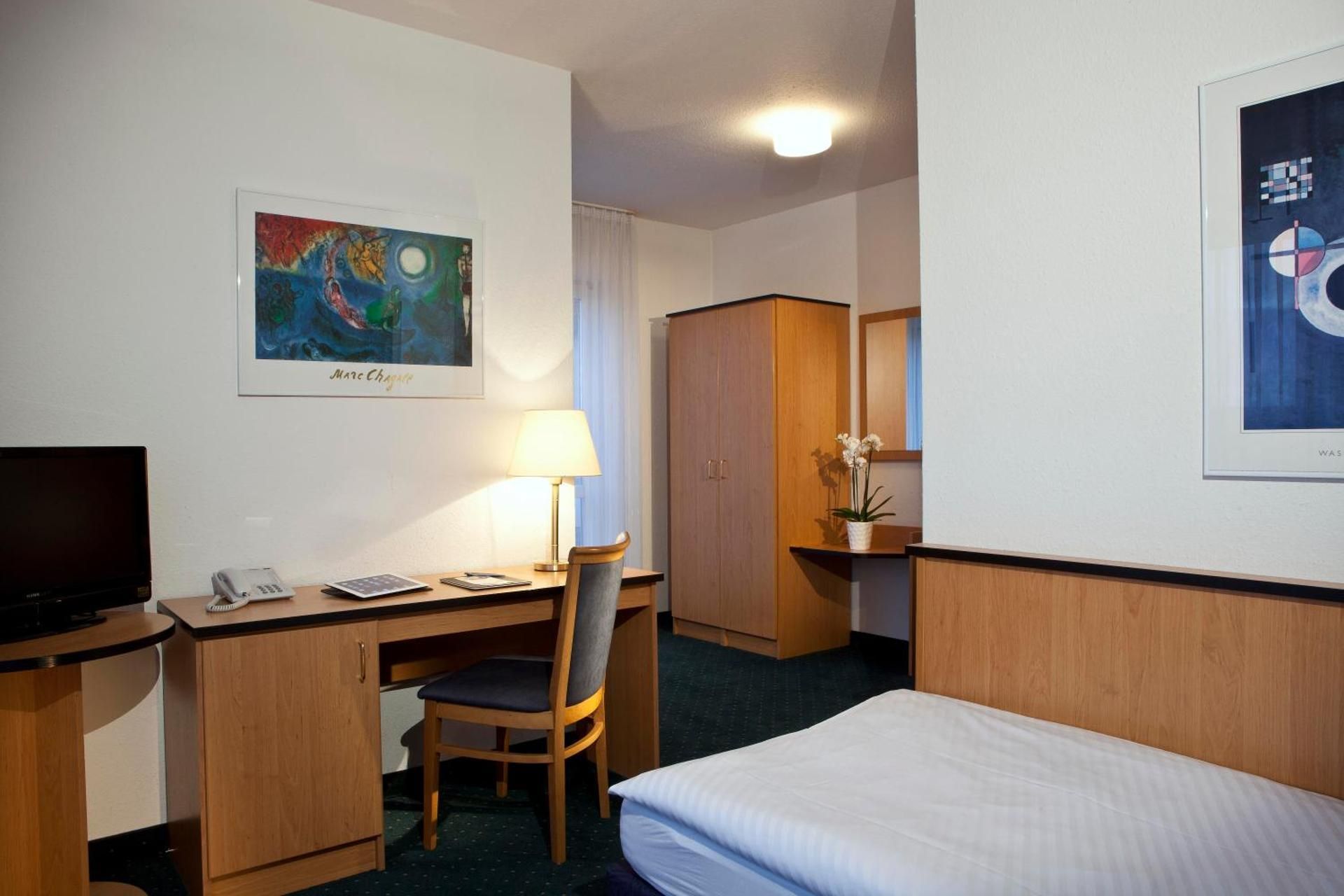 Airport-Hotel Stetten Single Room