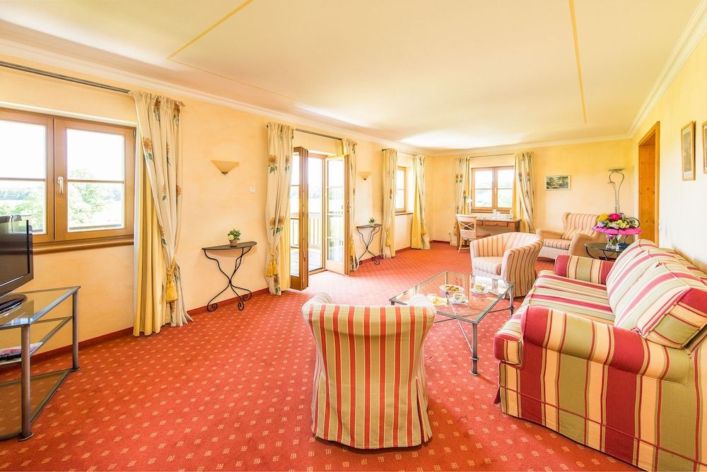 Hotel und Landgasthof Altwirt Suite, Balcony (Maisonette) 4