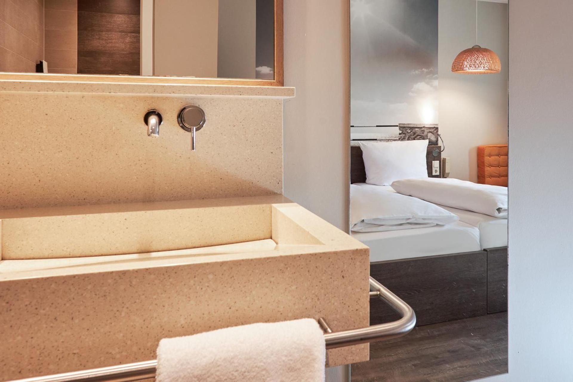 undefined Hotel Gio 5