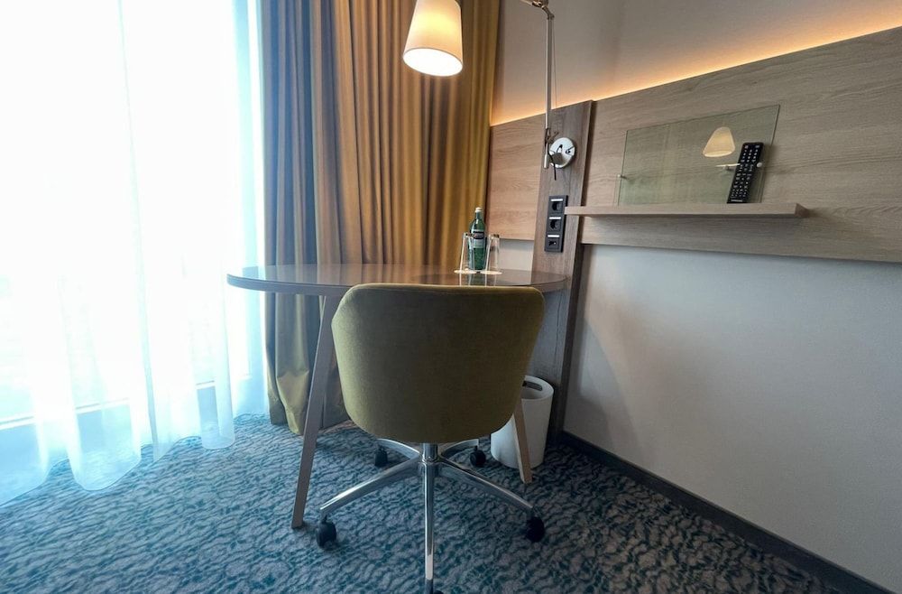 Holiday Inn Dusseldorf City Toulouser Allee by IHG Standard Room 5
