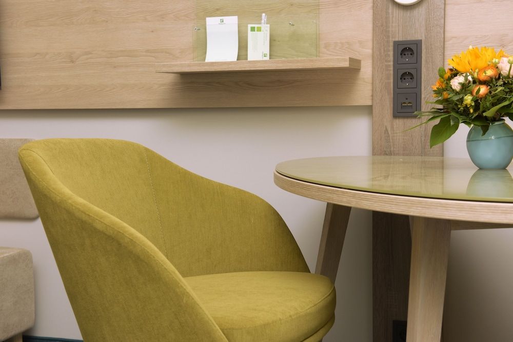 Holiday Inn Dusseldorf City Toulouser Allee by IHG Standard Room 6