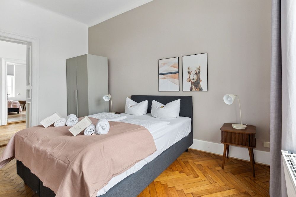 Limehome Dresden Antonstraße Two-bedroom Suite + balcony 5