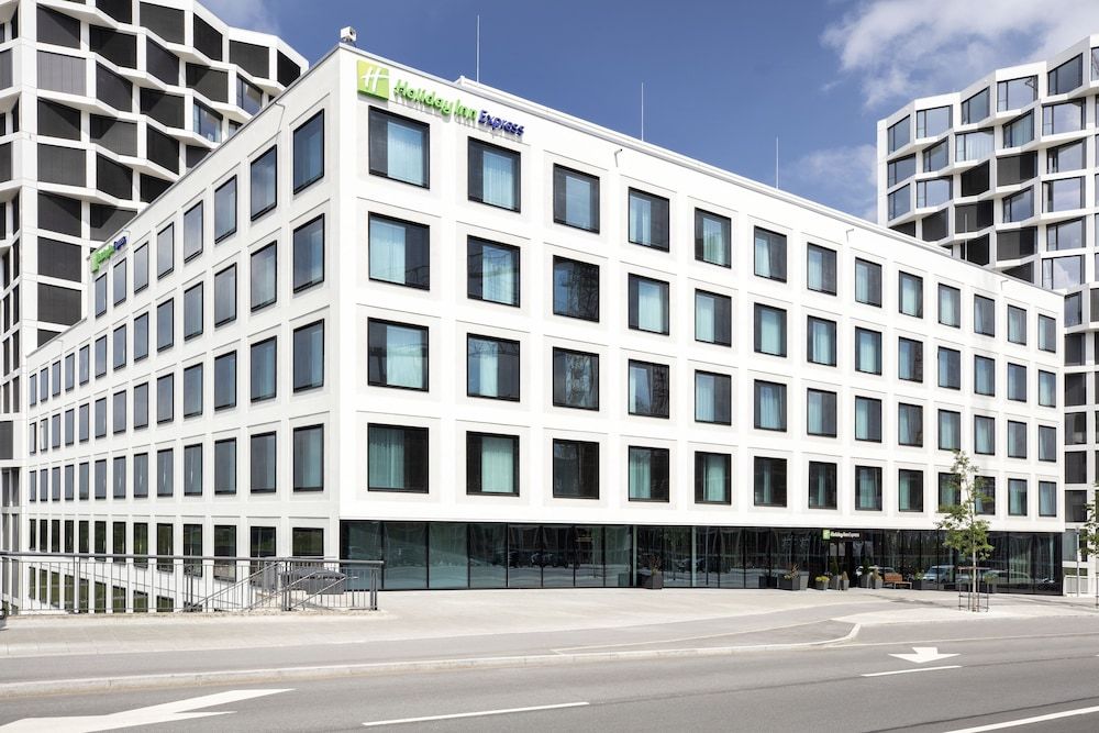 undefined Holiday Inn Express Munich City West by IHG 6