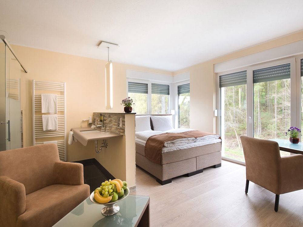 Design-Konferenzhotel Steinernes Schweinchen Standard Double Room 3