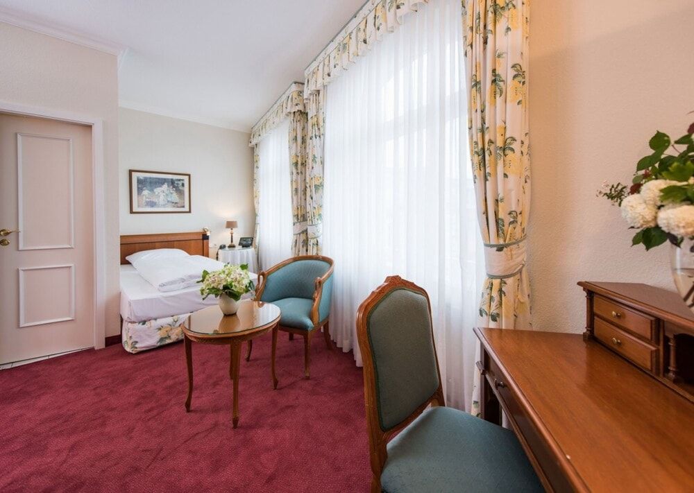 Hotel Kaiserhof Comfort Single Room 4
