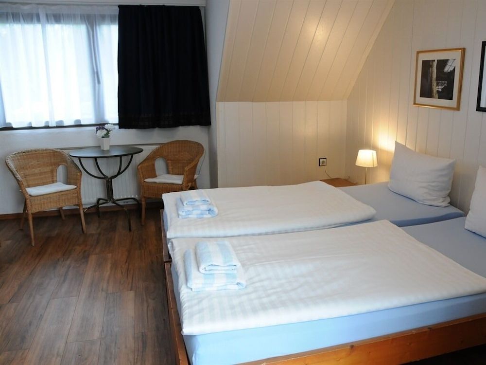 Economy Twin Room, Ensuite (Großes)