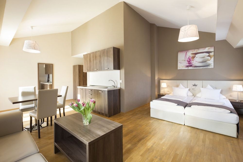 undefined Empress Hotel 3