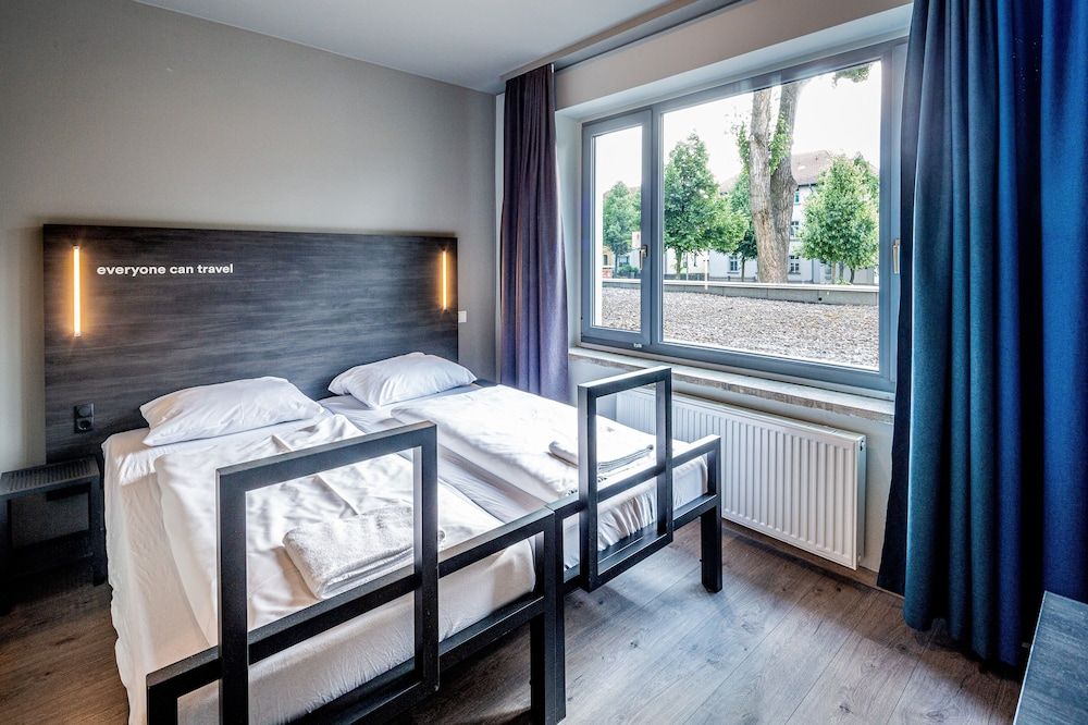 a&o Weimar - Hostel Twin Room 2