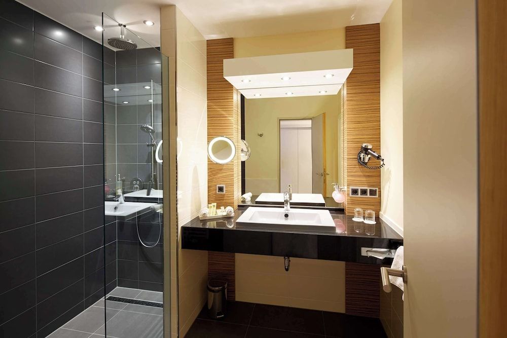 Comfort Room, 1 Double Bed, Balcony, Garden View (Converts to 2 Twin Beds;Comfort Plus)
