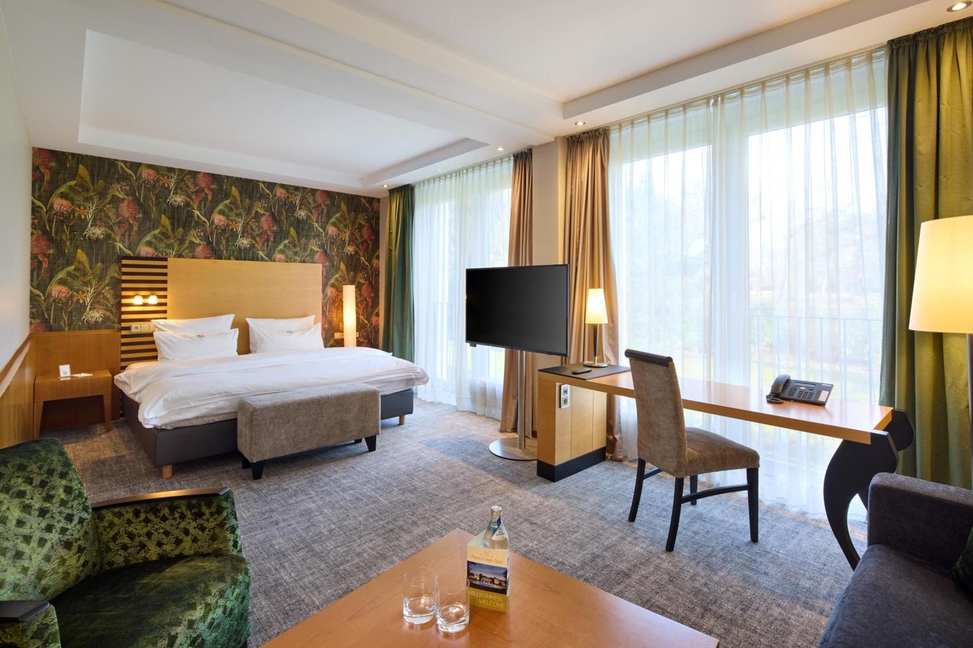 Deluxe Double Room with Garden View