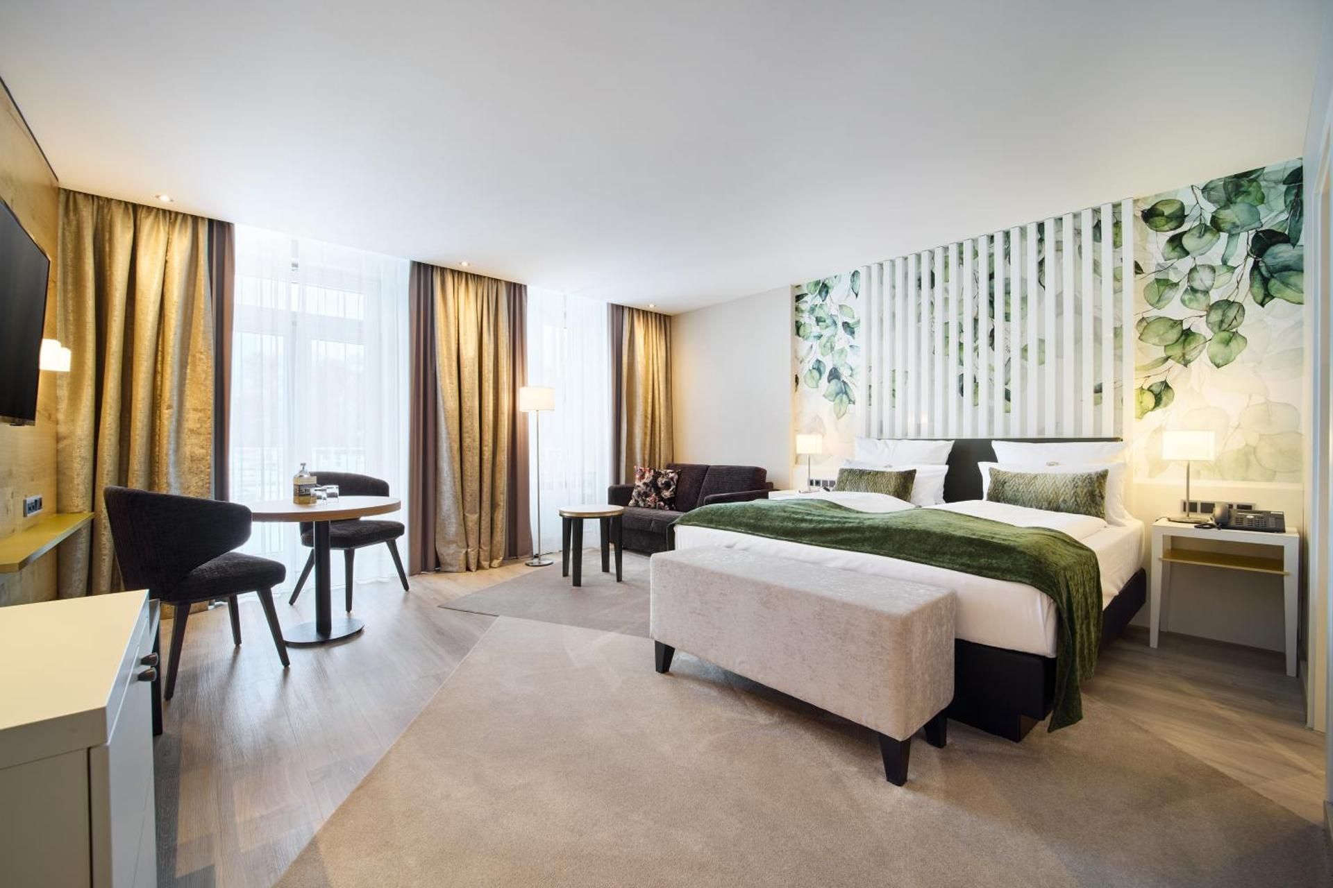 Premium Double Room with Balcony and Park View