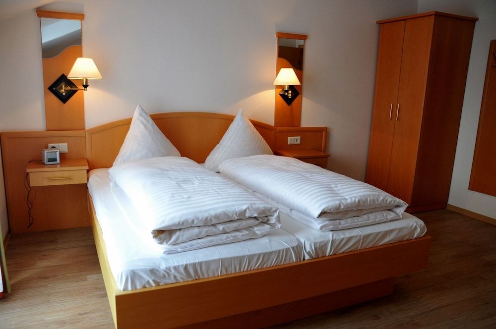 Hotel Restaurant Burgerklause Tapken Double Room (Hauptgebäude)