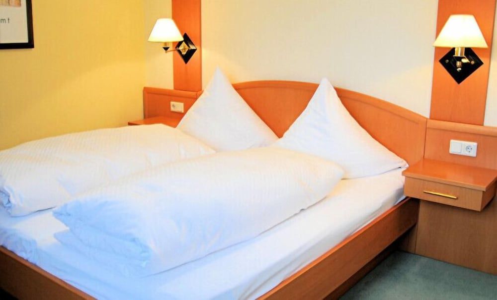Hotel Restaurant Burgerklause Tapken Deluxe Double Room Single Use 5