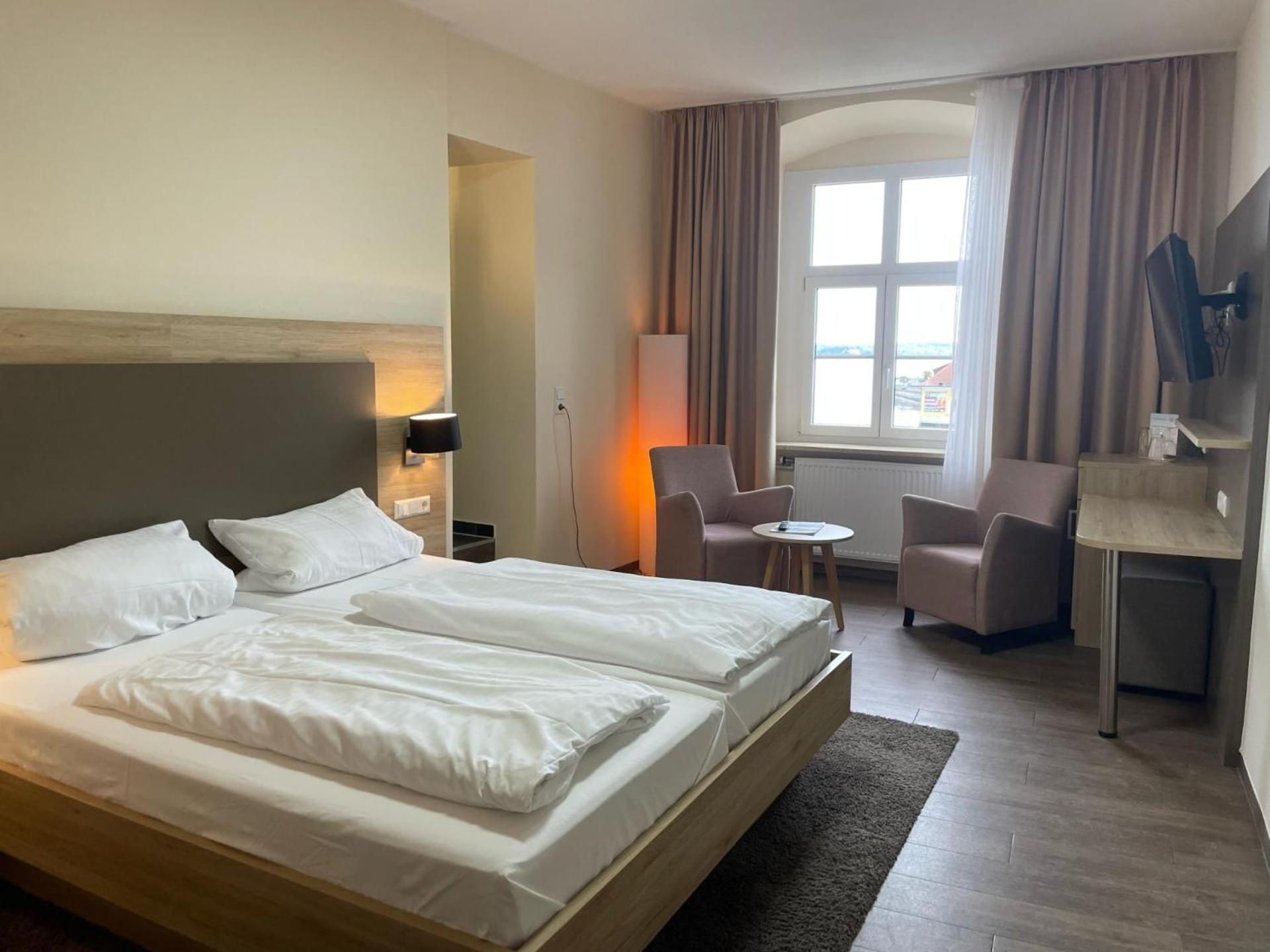 Double Room with Lake View