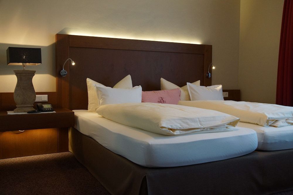 Best Western Hotel Brunnenhof Superior Room, 1 Double Bed with Sofa bed, Garden View (with Sofabed) 6