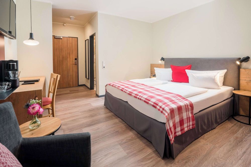 Best Western Hotel Brunnenhof Comfort Room, 1 Double Bed, Garden View 4