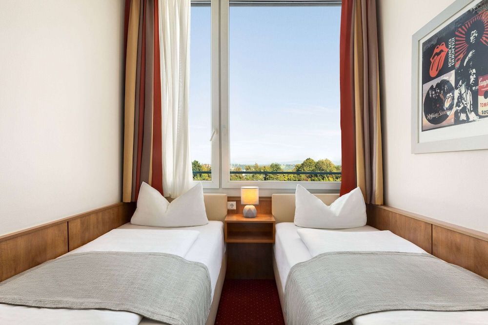 Amedia Express Passau Trademark Collection by Wyndham Comfort Twin Room 4