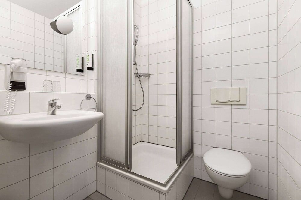 Amedia Express Passau Trademark Collection by Wyndham Comfort Room (Plus) 10