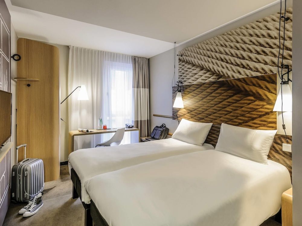 undefined ibis Berlin Hauptbahnhof