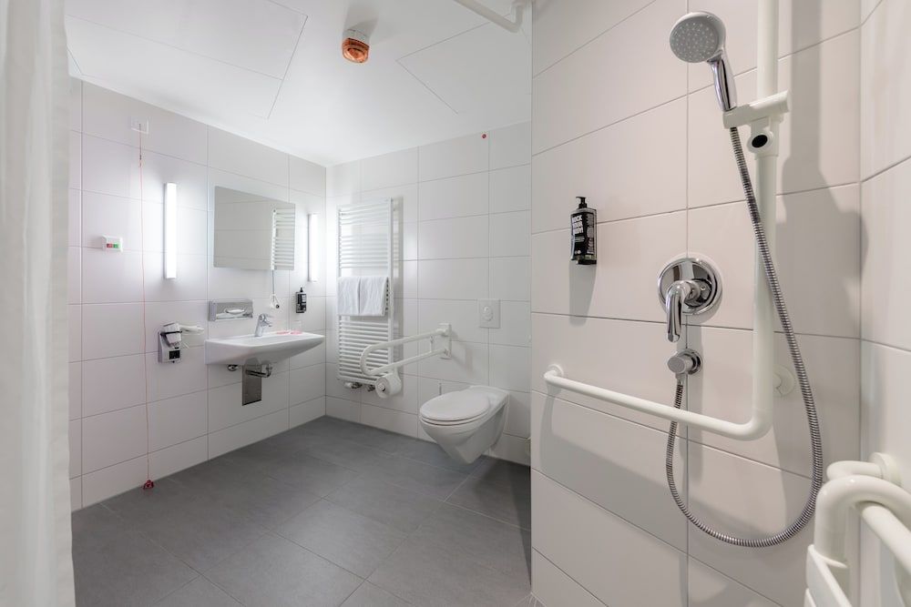 undefined ibis Berlin Hauptbahnhof 7