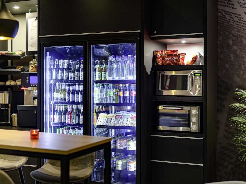 undefined ibis Berlin Hauptbahnhof 8