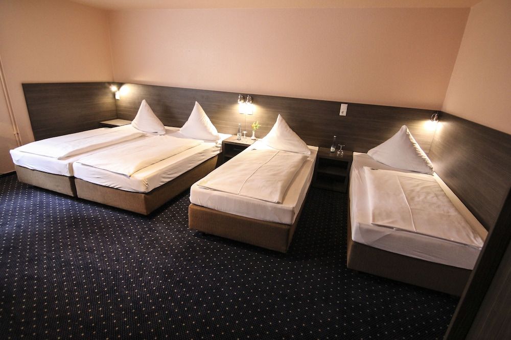 Hotel Nordic Family Room 3