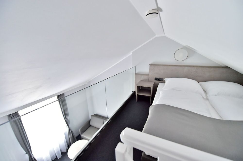 Deluxe Single Room, 1 Double Bed, Non Smoking, Garden View