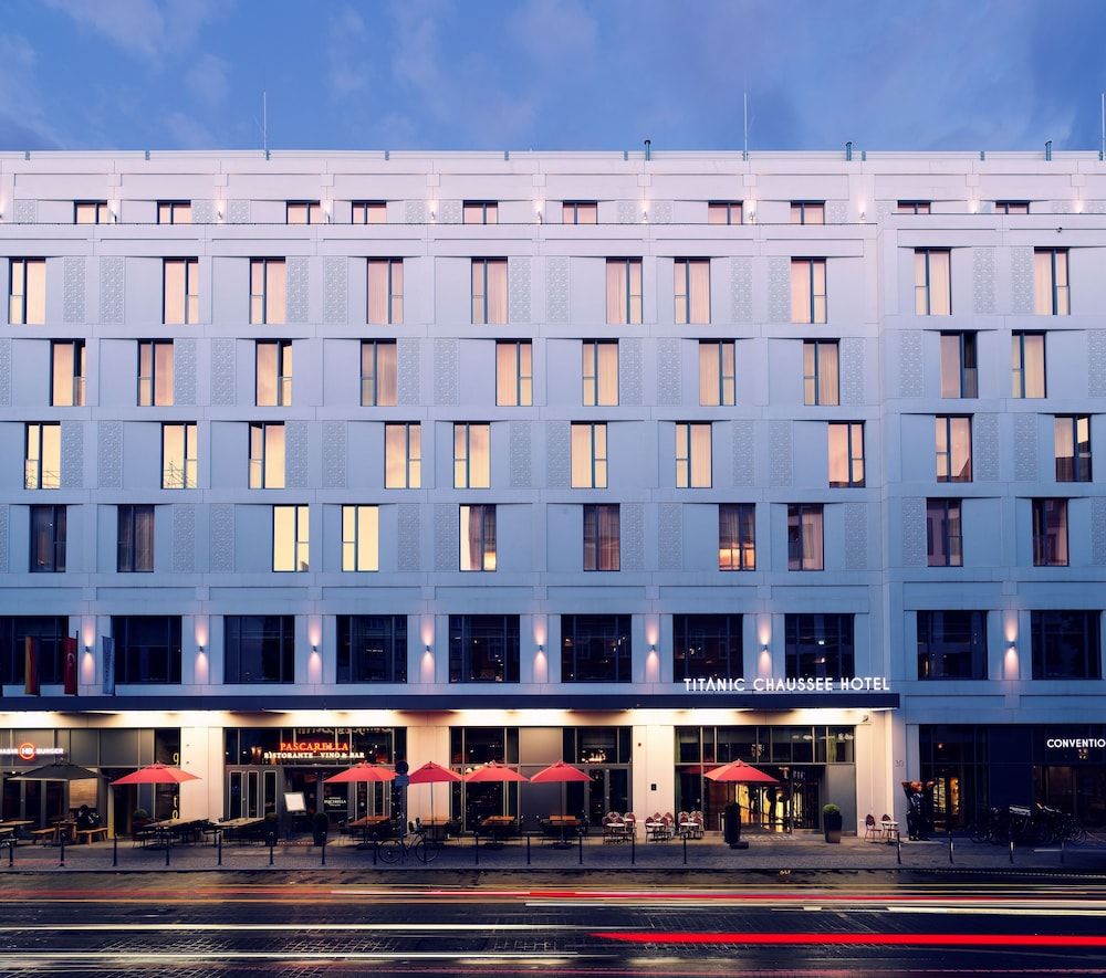 undefined TITANIC Chaussee Berlin 3