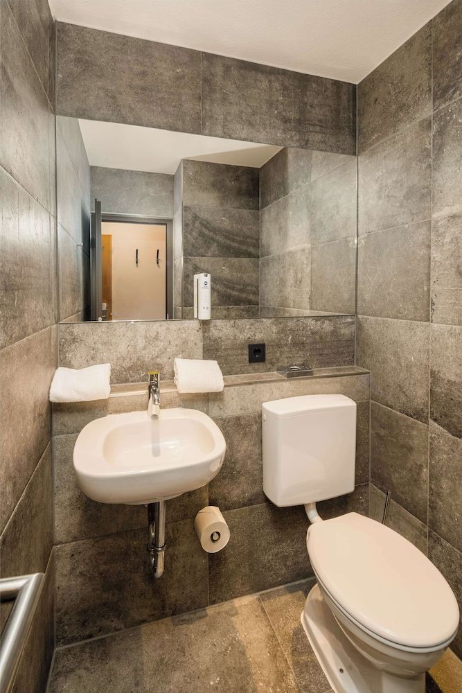 Best Western Hotel Kaiserslautern Junior Suite, Multiple Beds, Balcony "only without pet" 5