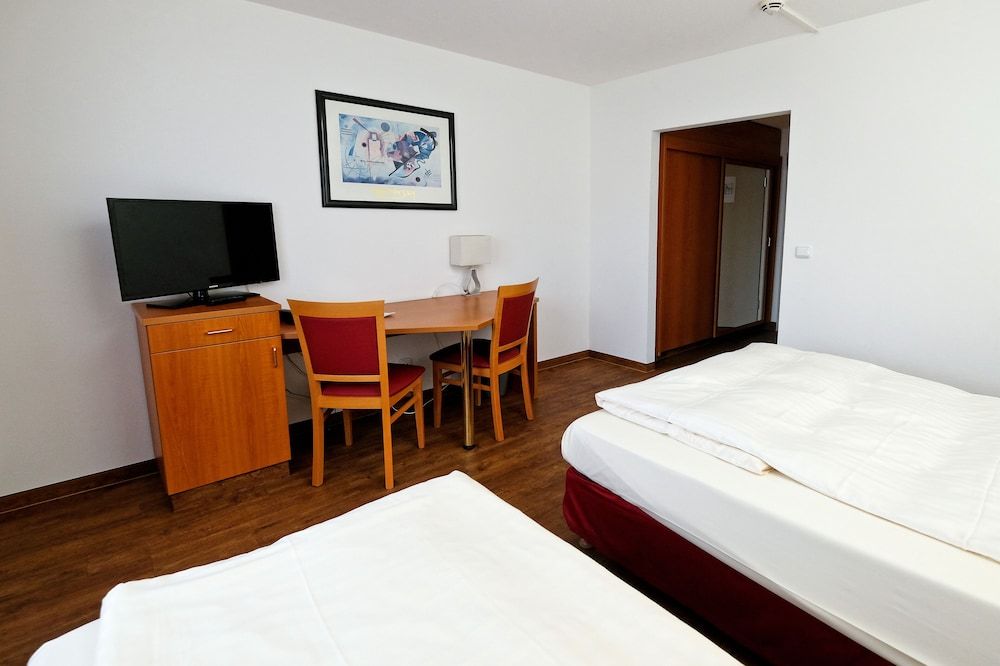 Apart-Hotel Sehnde Double Room 2
