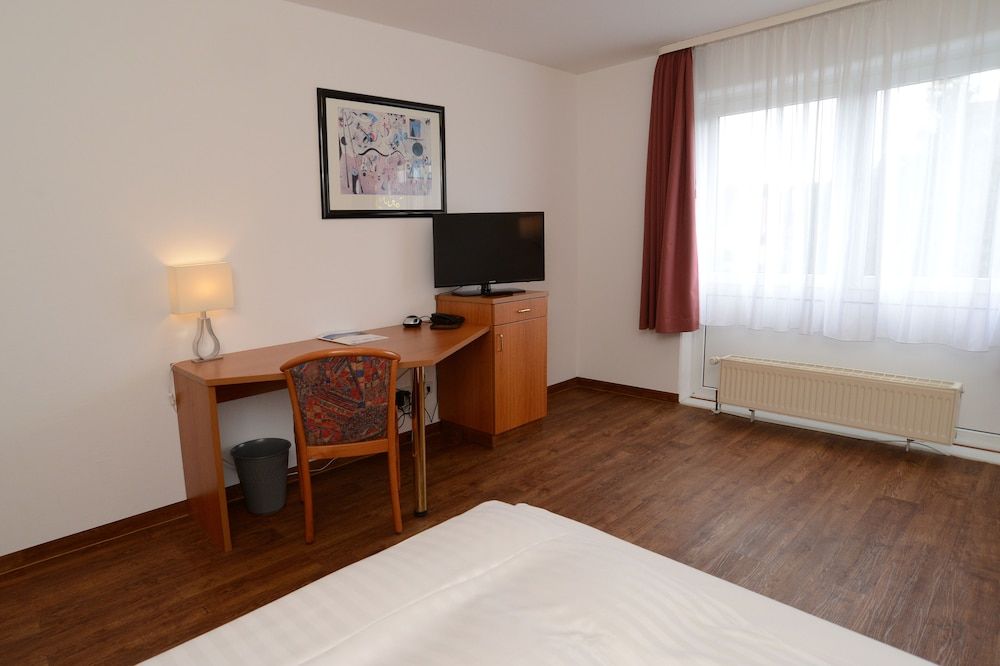 Apart-Hotel Sehnde Single Room 2