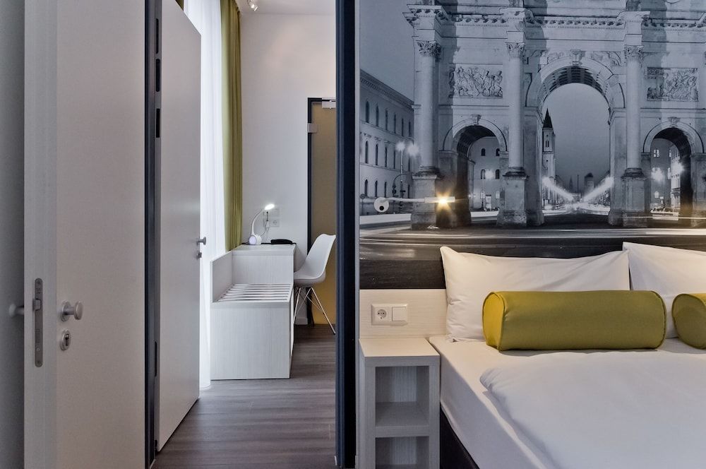 Super 8 by Wyndham Munich City West Standard Double Room 19