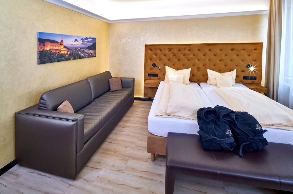Hotel Heidelberger Hof Comfort Double Room 9