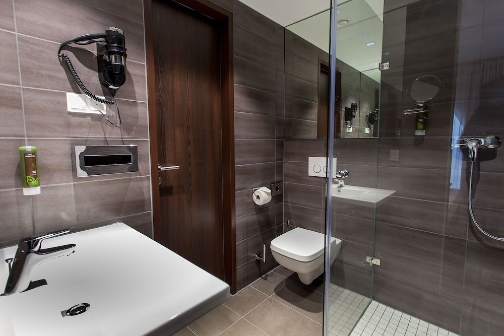 Hotel Tobbaccon Standard Room 6