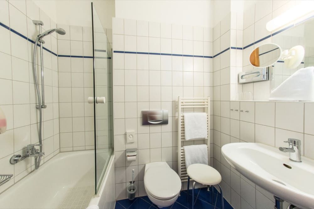 Hotel Glockenhof Eisenach Superior Double Room 8