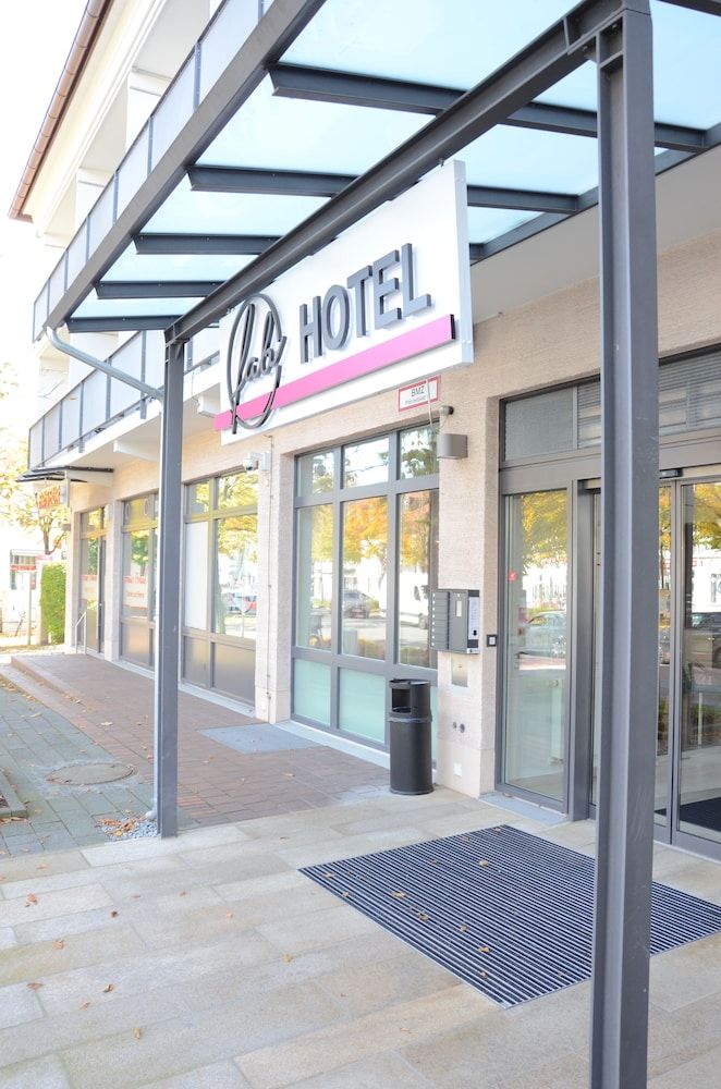 undefined fab Hotel 4